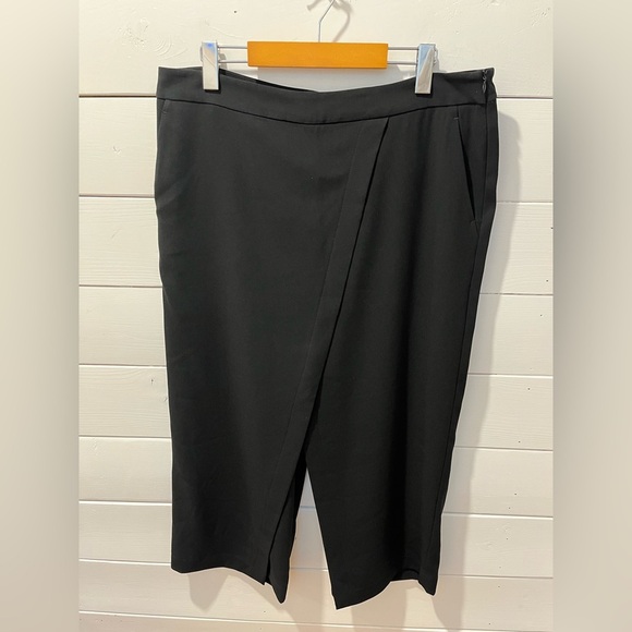 📍🖤Black culotte pants with wrap front – Laurèl – Size 12 (CA/US)🖤52/2 - Picture 7 of 11